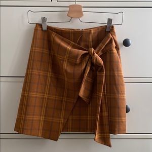 Aritzia Wilfred Wrap Front Skirt